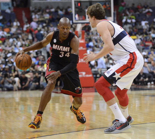 攻如虎添翼 攻如虎添翼